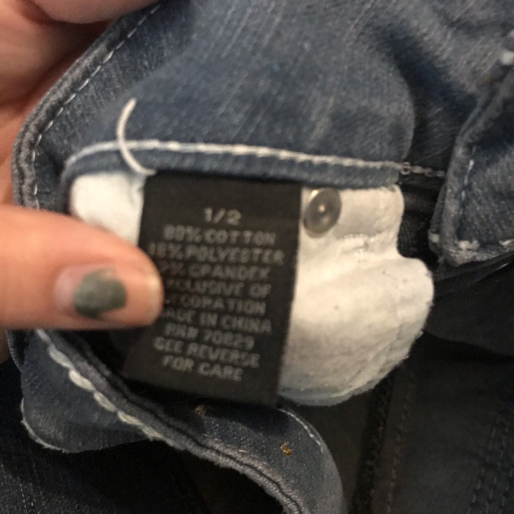 Shorts - Picture 4 of 4